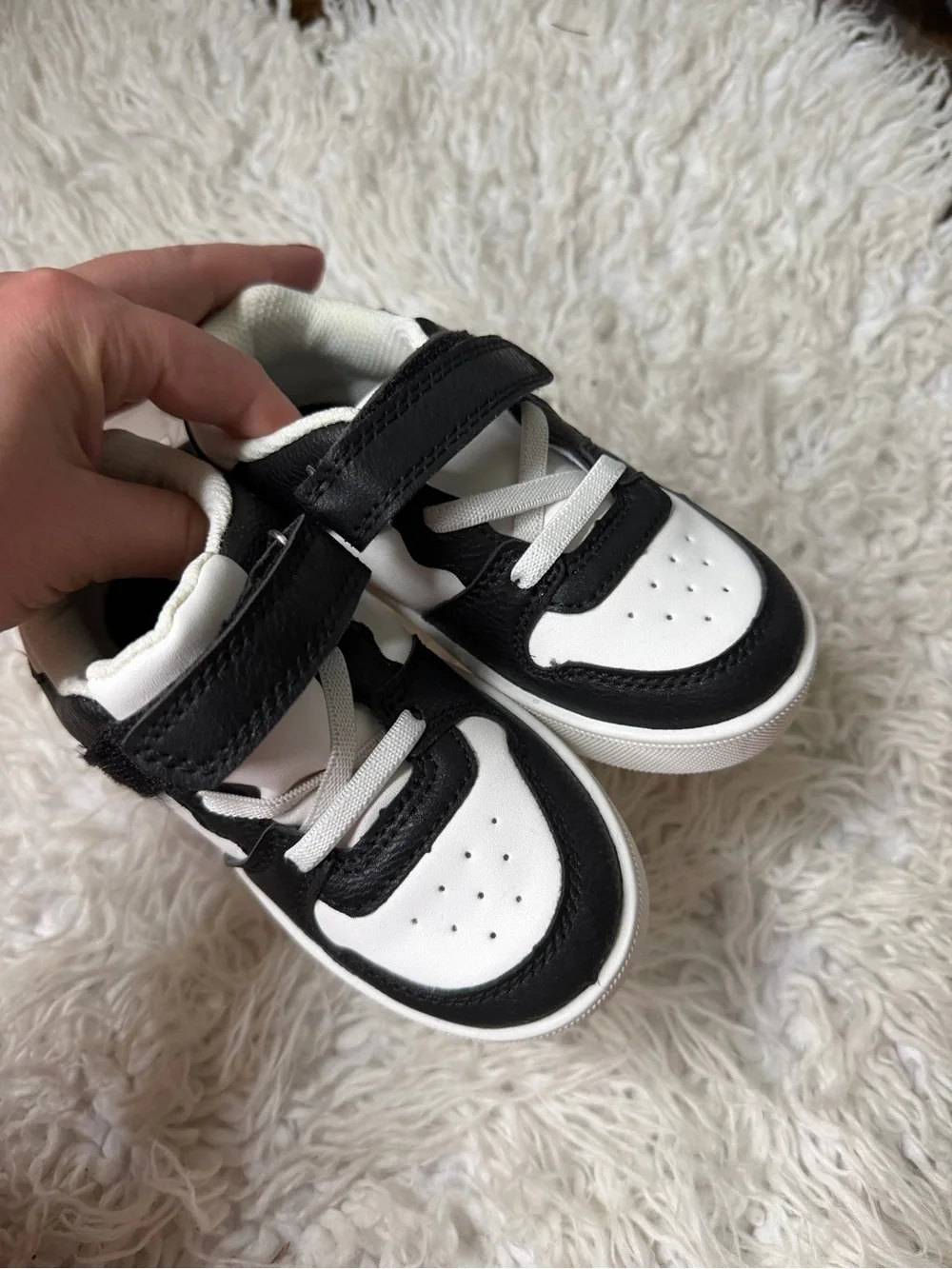 OshKosh B'gosh Kids Black and White Velcro Sneakers
